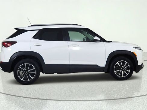 Used 2025 Chevrolet TrailBlazer LT FWD image 7