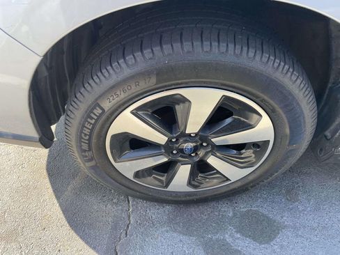 Used 2017 Subaru Forester 2.5i Premium image 29