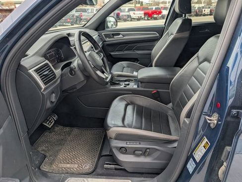 Used 2020 Volkswagen Atlas Cross Sport SEL Premium R-Line image 2