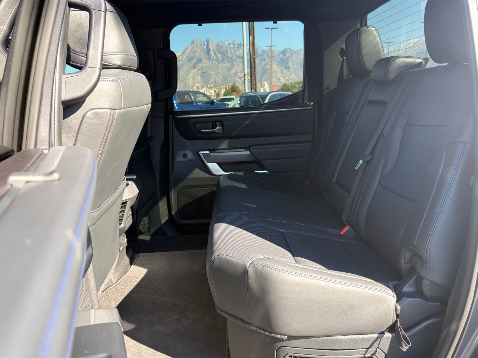 Used 2024 Toyota Tundra Platinum AWD/4WD image 26