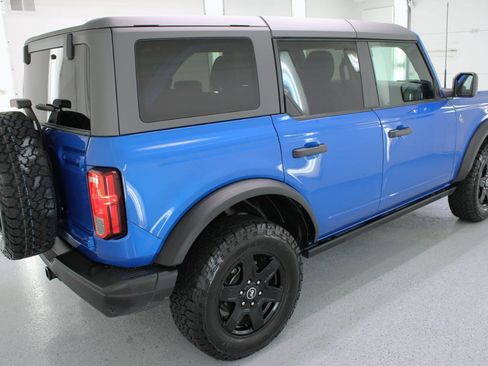 Used 2024 Ford Bronco Black Diamond AWD/4WD image 10