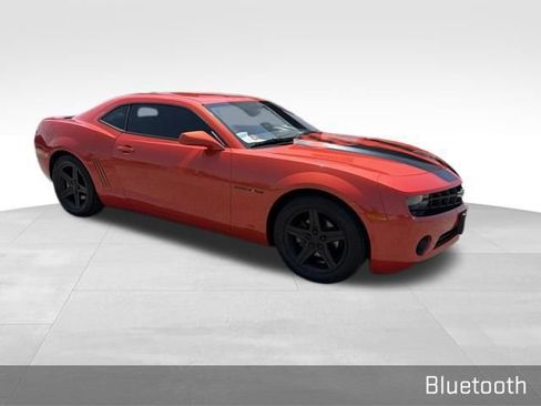 Used 2012 Chevrolet Camaro LS RWD image 2