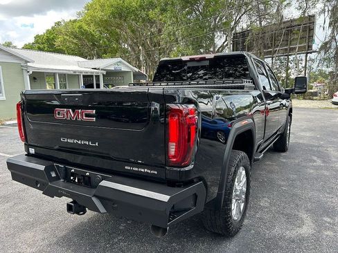 Used 2023 GMC Sierra 2500 Denali w/ Denali Ultimate Package AWD/4WD image 5