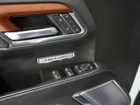 Used 2023 GMC Sierra 1500 Denali w/ Denali Reserve Package image 12