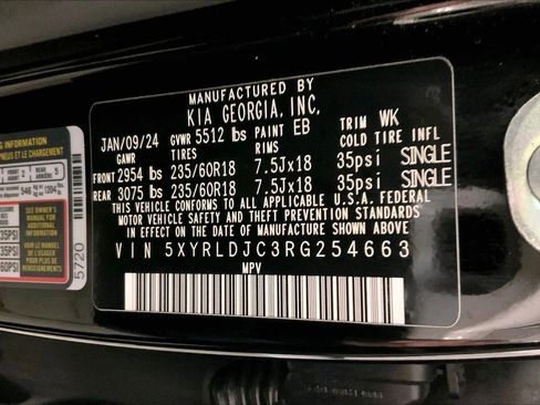 Certified 2024 Kia Sorento S image 32