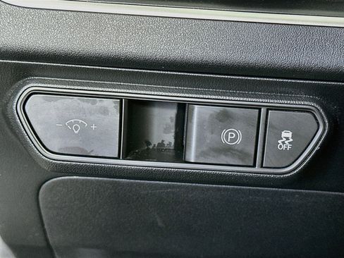 Used 2025 Kia K4 FWD image 17