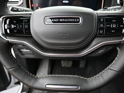 New 2026 Jeep Grand Wagoneer Summit image 28
