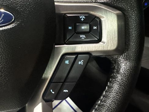 Used 2015 Ford F150 Platinum w/ Equipment Group 701A Luxury image 6