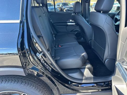 New 2026 Mercedes-Benz GLB 250 image 17