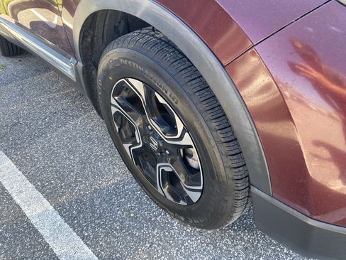 Used 2019 Honda CR-V Touring image 7