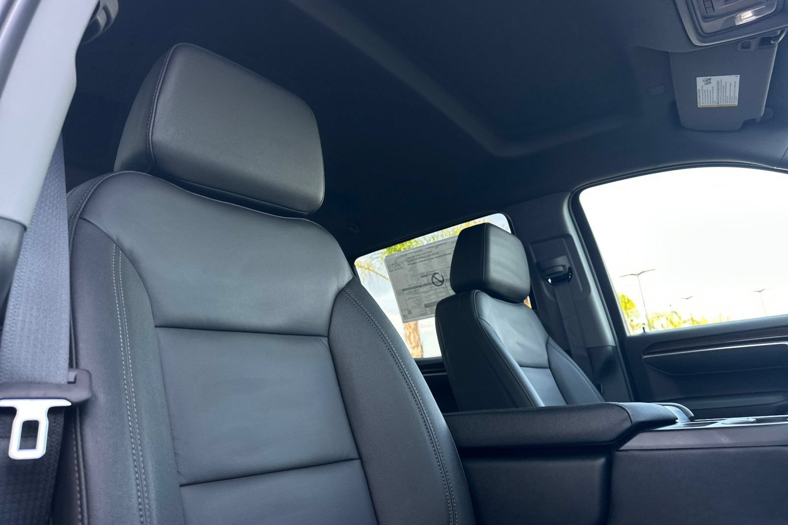 New 2026 Chevrolet Silverado 1500 LT w/ Leather Package RWD image 16