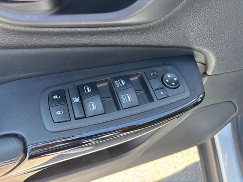 Used 2023 Jeep Cherokee Altitude Lux AWD/4WD image 20