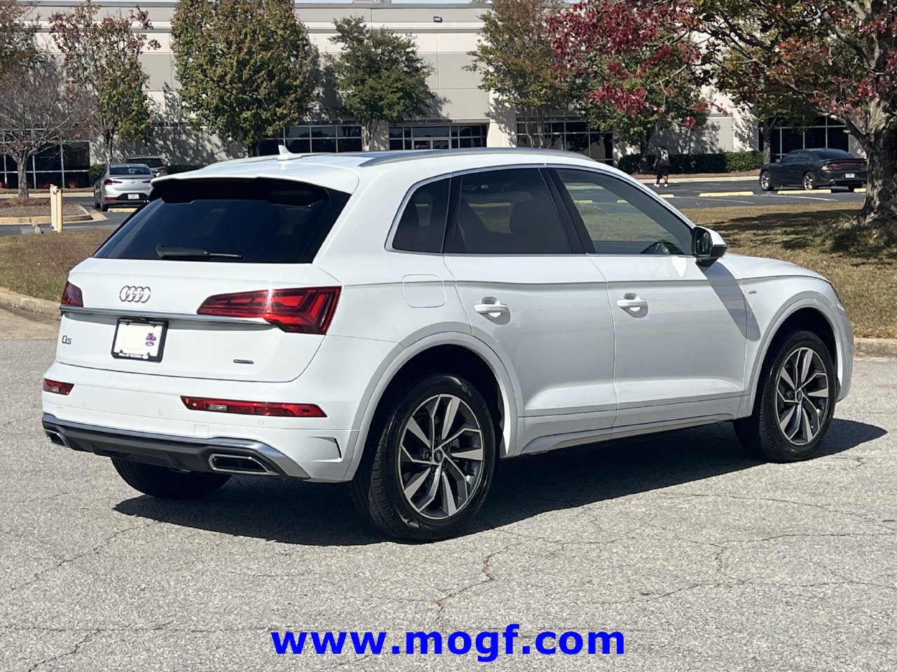 Used 2024 Audi Q5 2.0T Premium Plus AWD/4WD image 3