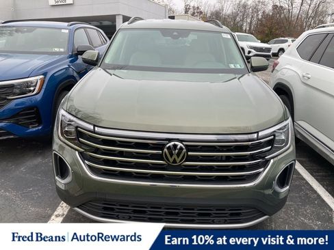 New 2026 Volkswagen Atlas SE image 2