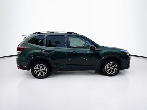 Certified 2024 Subaru Forester Premium AWD/4WD image 10