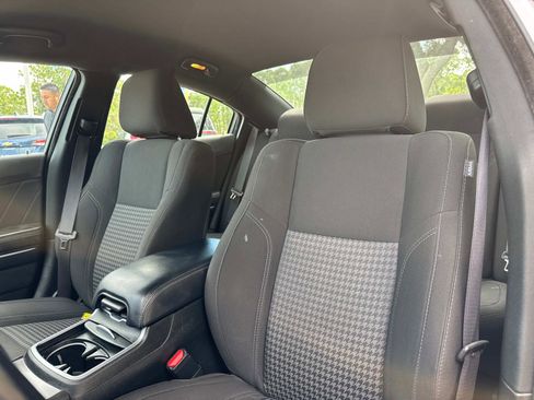 Certified 2023 Dodge Charger SXT image 20