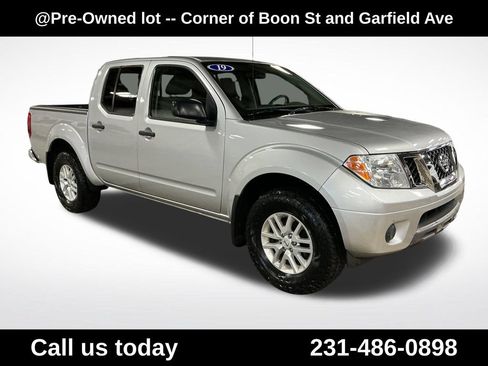 Used 2019 Nissan Frontier SV AWD/4WD image 7