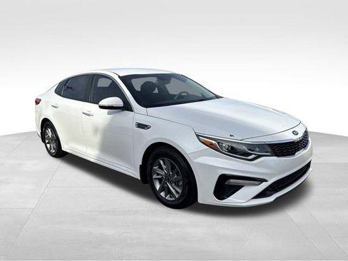 Used 2019 Kia Optima LX image 7