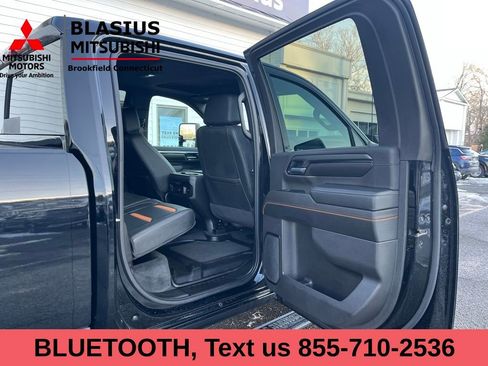 Used 2025 GMC Sierra 2500 AT4 w/ AT4 Premium Plus Package image 12