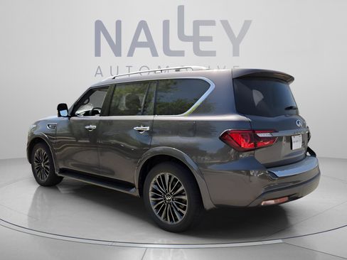 Used 2024 INFINITI QX80 Sensory image 3