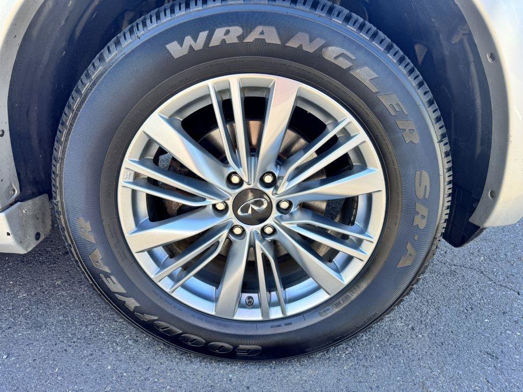 Used 2019 INFINITI QX80 Luxe AWD/4WD image 12