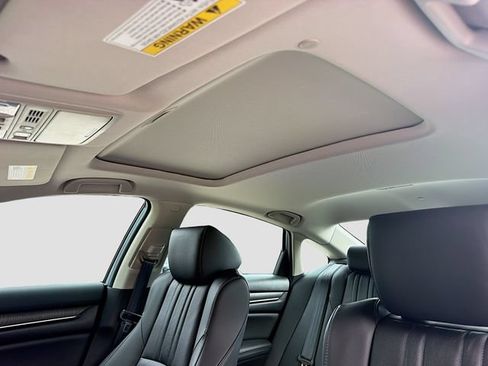 Used 2022 Honda Accord Touring image 25