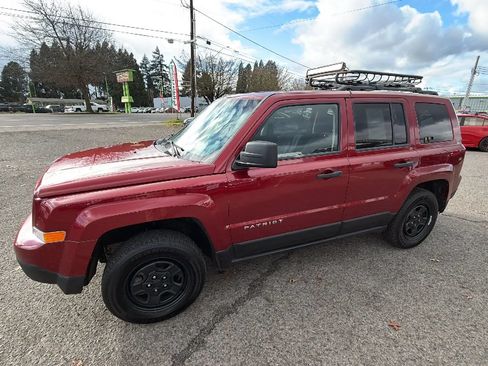Used 2015 Jeep Patriot Sport AWD/4WD image 7