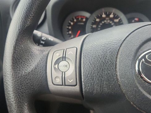 Used 2012 Toyota RAV4 4WD w/ Value Pkg image 14