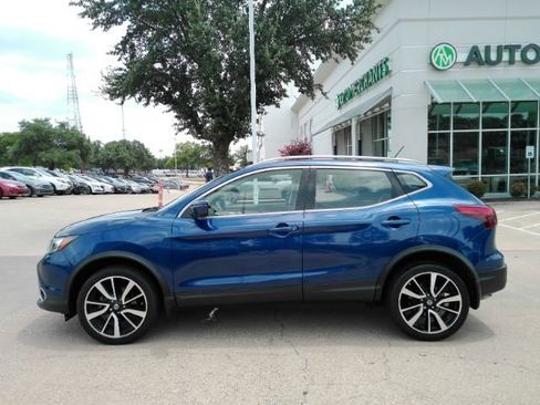 Used 2018 Nissan Rogue Sport SL w/ SL Premium Package FWD image 14