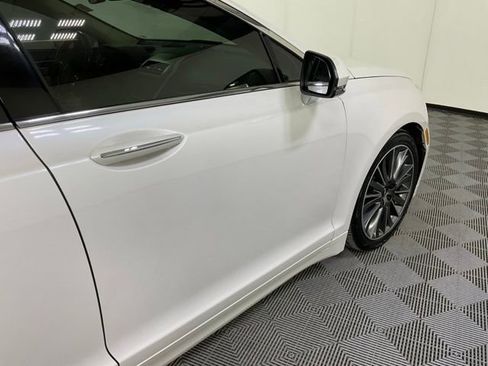 Used 2014 Lincoln MKZ AWD image 7