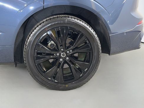 Certified 2023 Volvo XC60 B5 Plus w/ Protection Package Premier FWD image 29