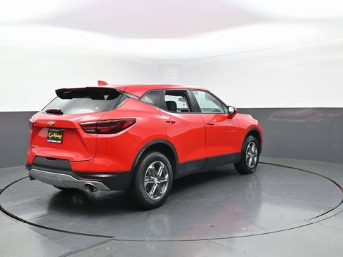 Used 2023 Chevrolet Blazer LT image 45