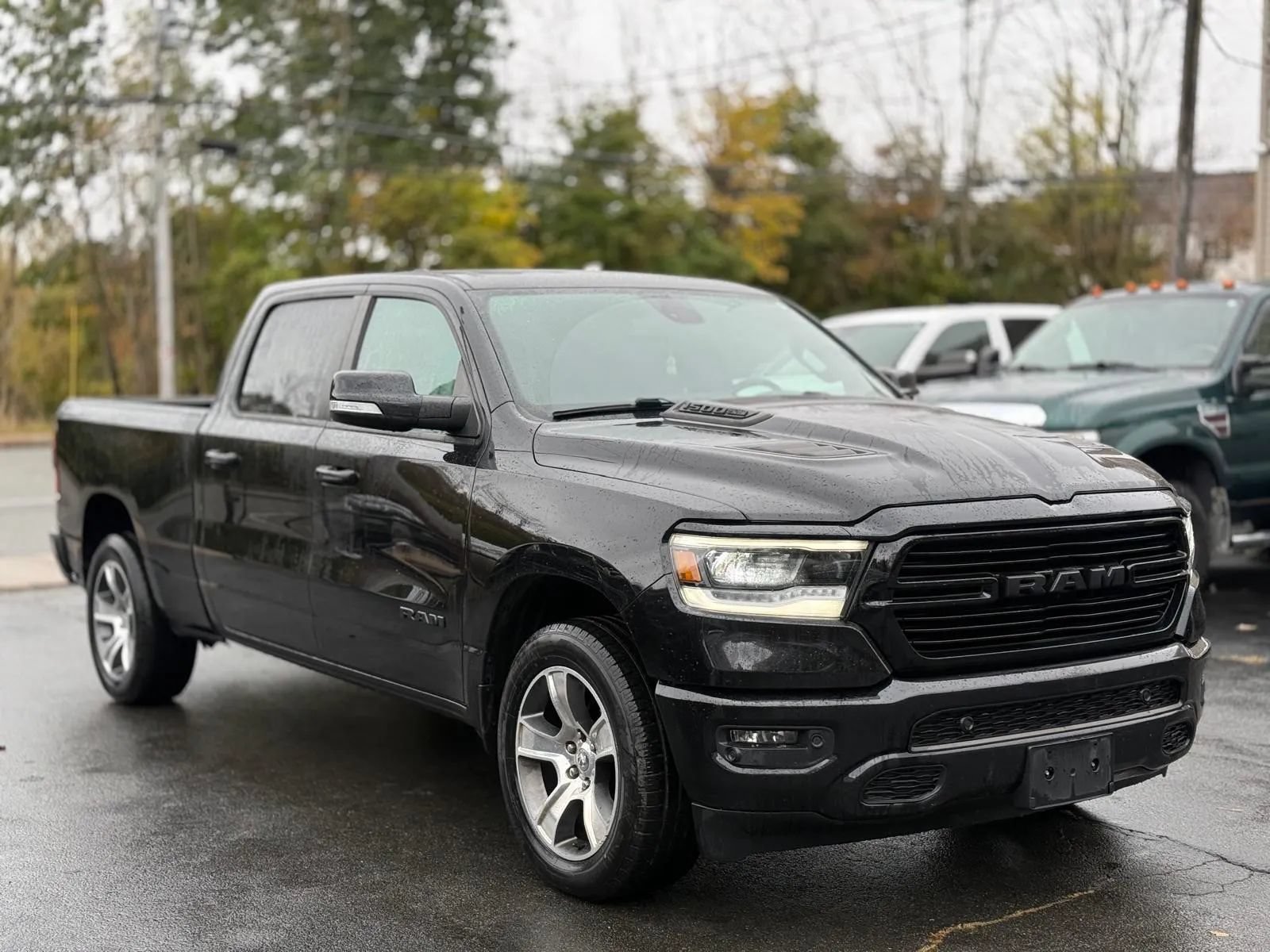 Used 2019 RAM 1500 Sport w/ Level 2 Equipment Group AWD/4WD image 4