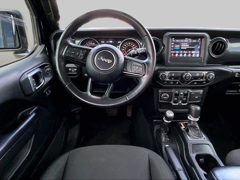 Used 2022 Jeep Wrangler Unlimited Sport AWD/4WD image 6