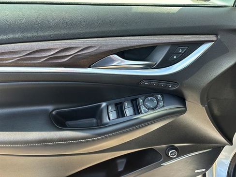 Used 2022 Buick Enclave Avenir w/ Avenir Technology Package image 14