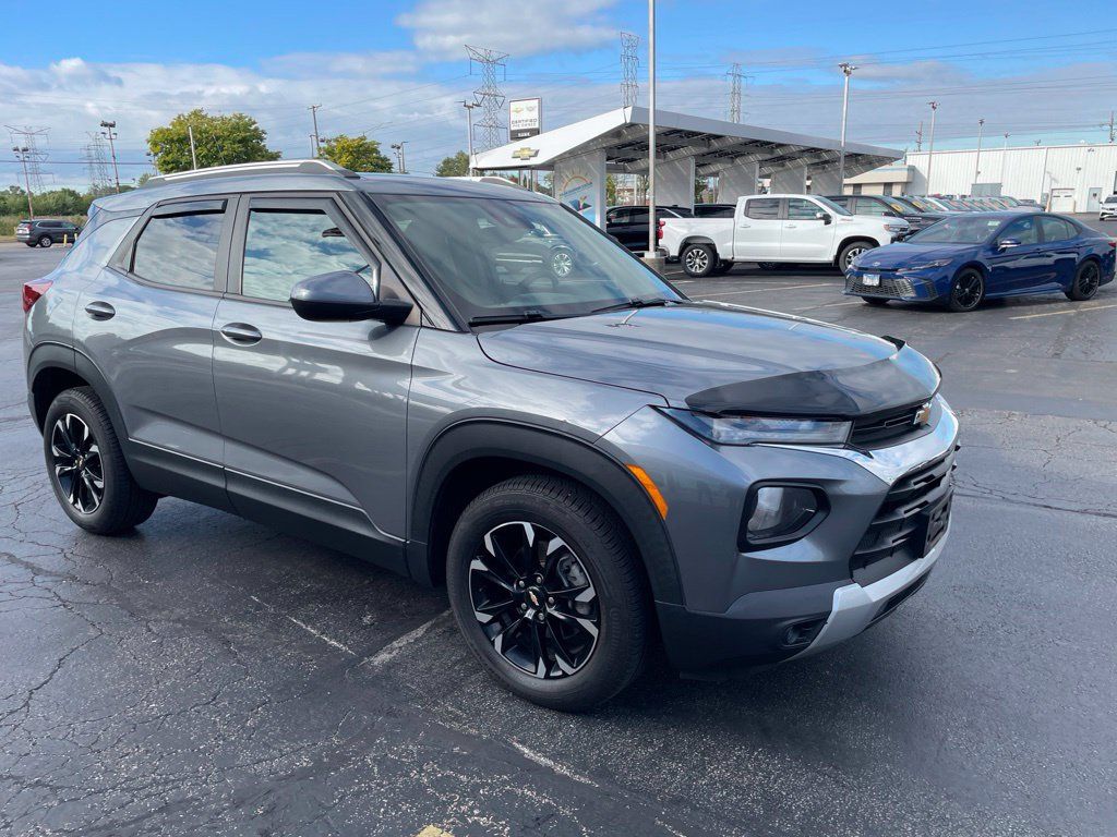 Used 2021 Chevrolet TrailBlazer LT FWD image 7