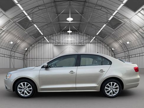 Used 2013 Volkswagen Jetta SE image 8