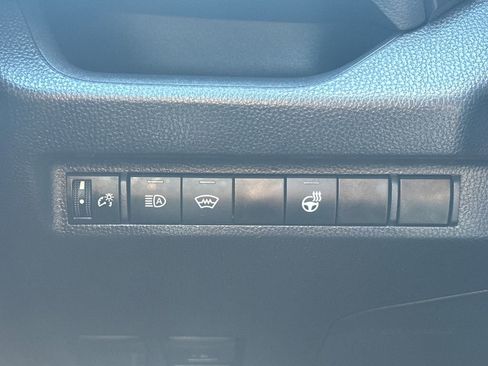 Used 2025 Toyota RAV4 XLE w/ Weather Package AWD/4WD image 32