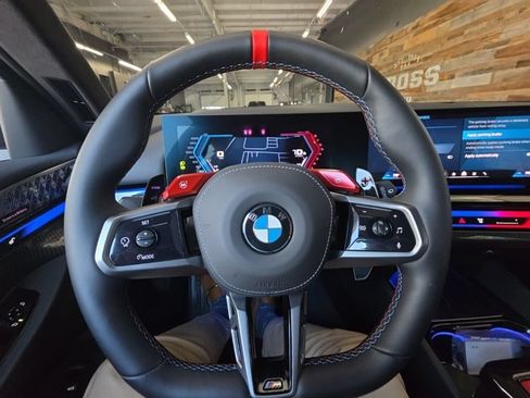 Used 2026 BMW M5 Touring AWD/4WD image 7