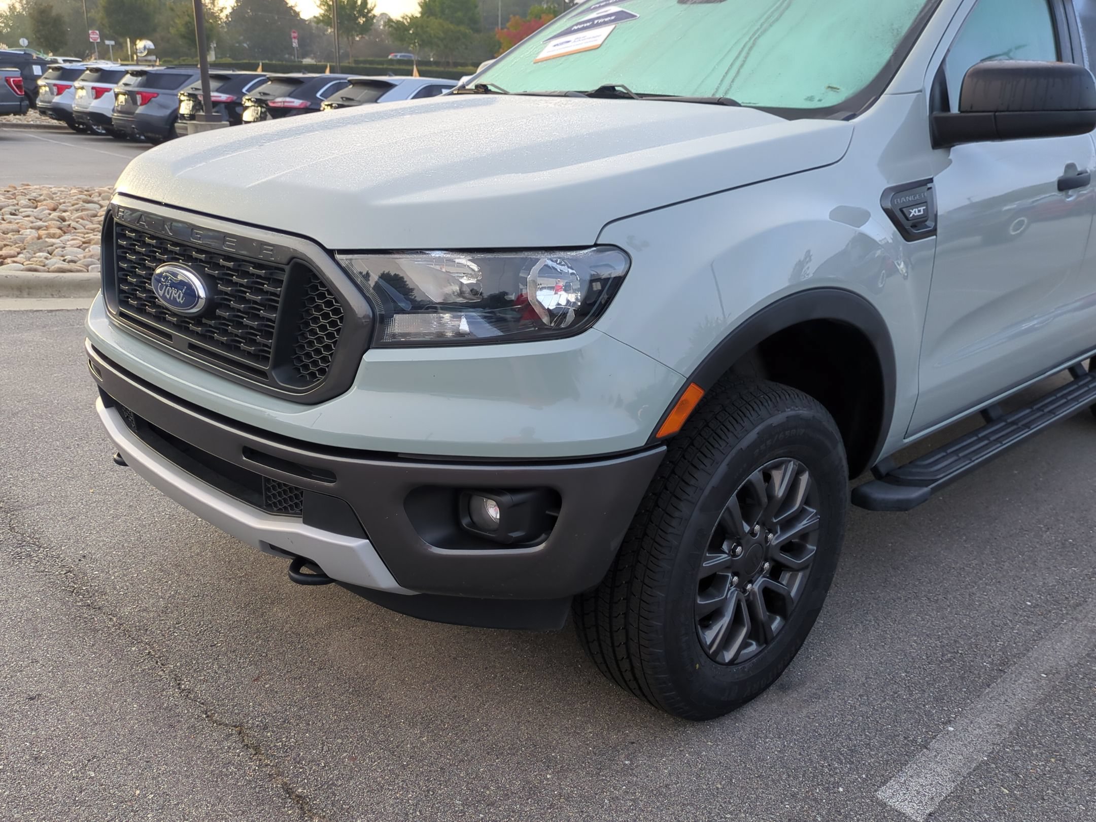 Used 2023 Ford Ranger XLT w/ Equipment Group 301A Mid AWD/4WD image 9