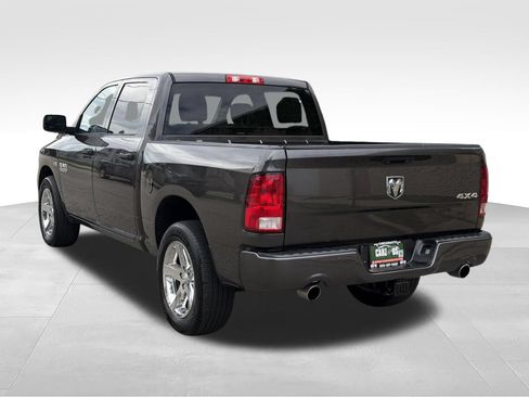 Used 2018 RAM 1500 Express w/ Express Value Package AWD/4WD image 7