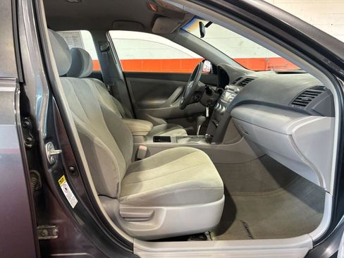 Used 2009 Toyota Camry LE image 16