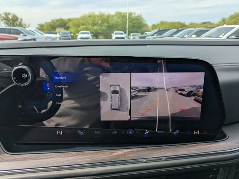 Certified 2025 Chevrolet Tahoe Z71 w/ Comfort Package image 18