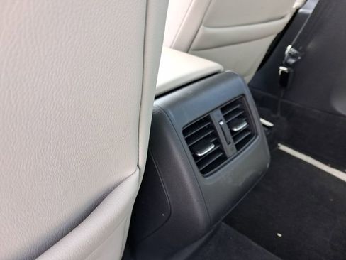 Used 2018 Honda Accord EX-L image 21