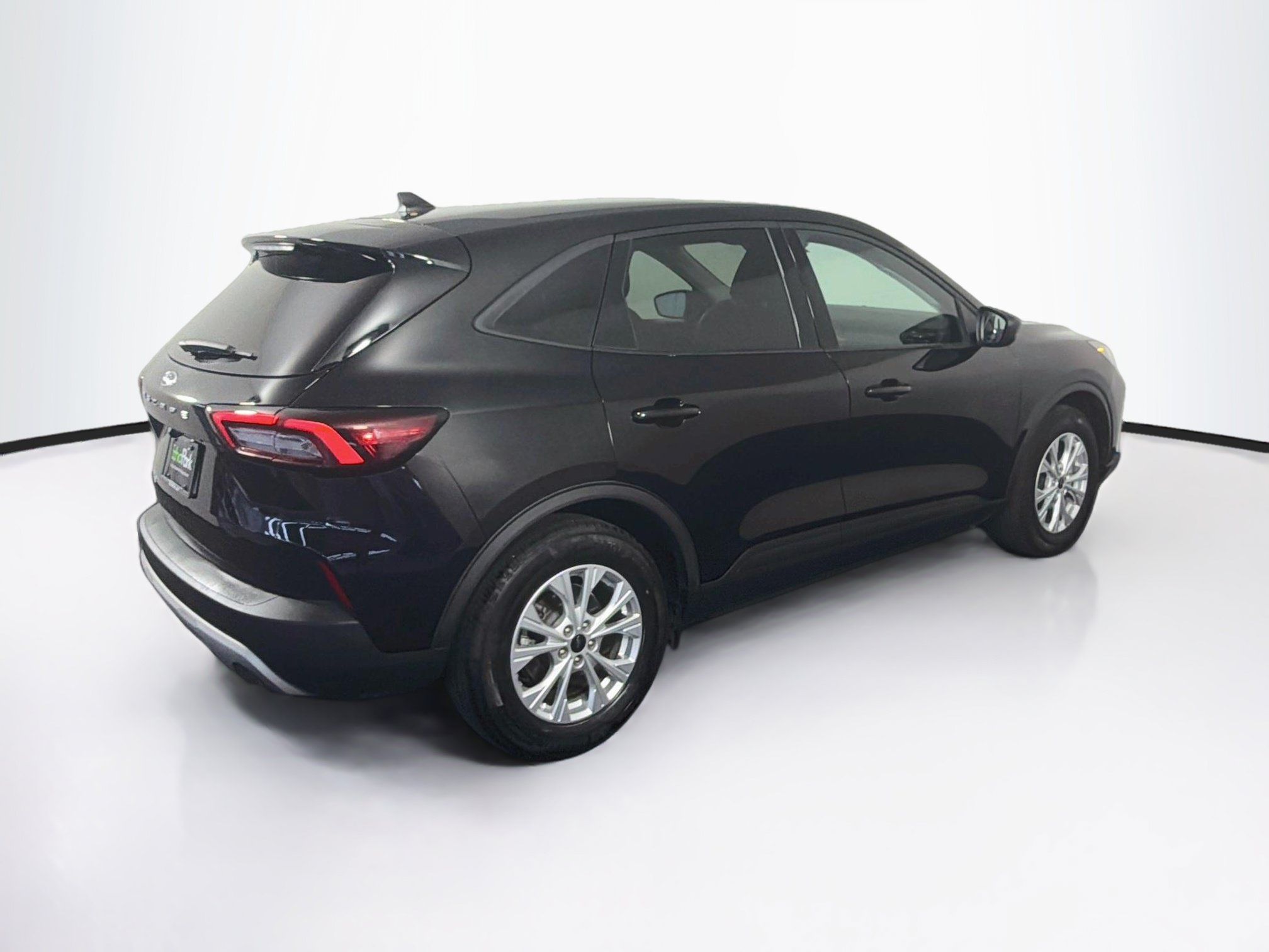 Used 2025 Ford Escape Active FWD image 9