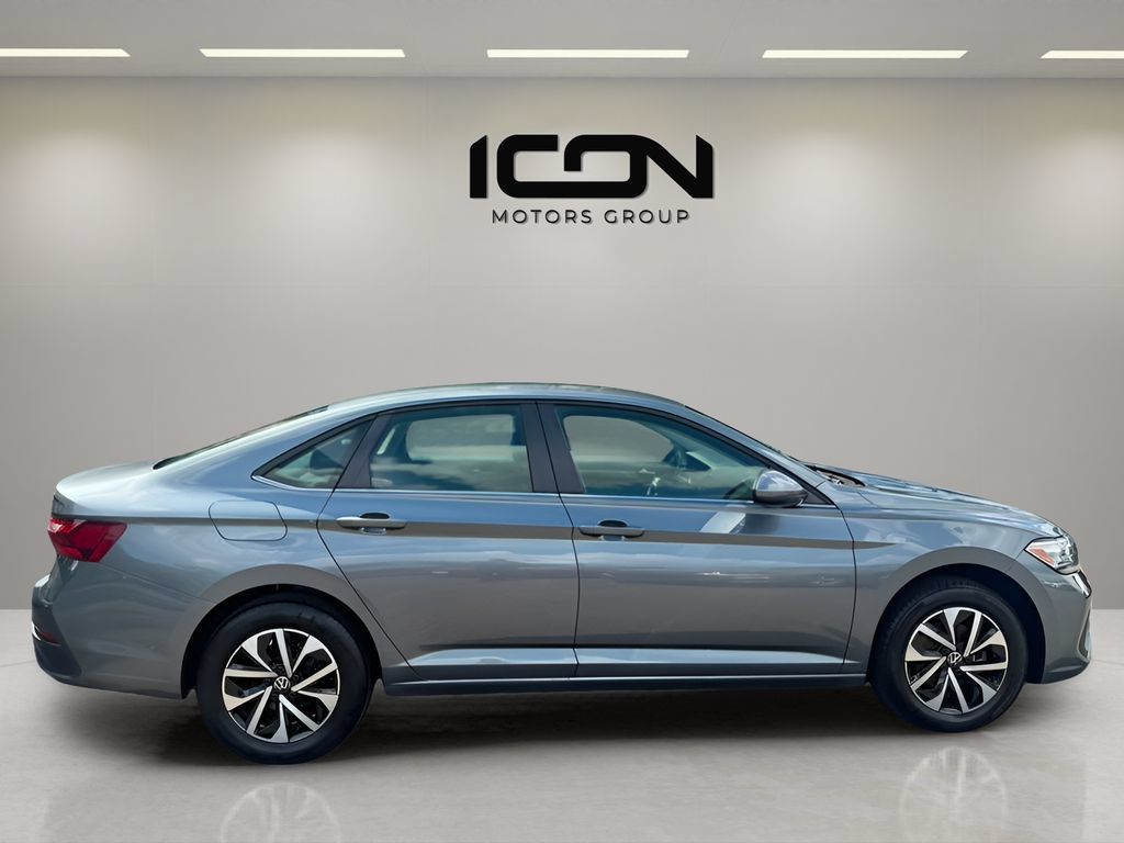 Used 2024 Volkswagen Jetta S FWD image 6