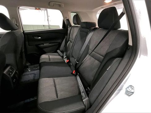 New 2025 Nissan Rogue SV image 10