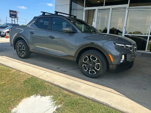 Used 2022 Hyundai Santa Cruz SEL w/ Activity Package AWD/4WD image 2
