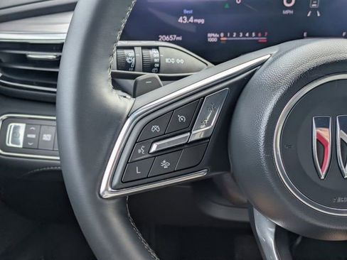 Certified 2025 Buick Enclave Preferred image 22