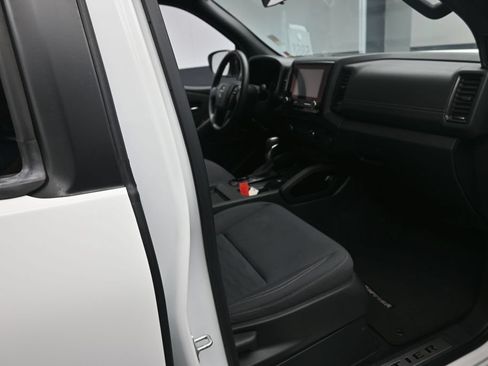 Used 2023 Nissan Frontier SV w/ Midnight Edition Package RWD image 24